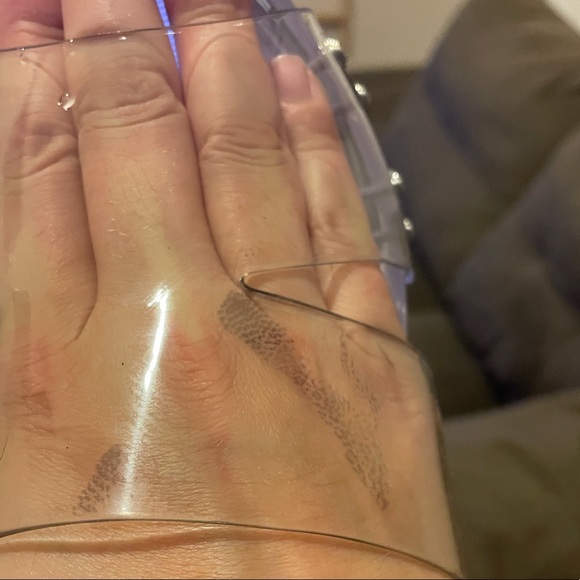 MEET THE SOURCE - Picture 9 of 9